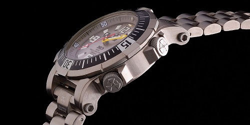 Reactor's Poseidon Titanium Model 1