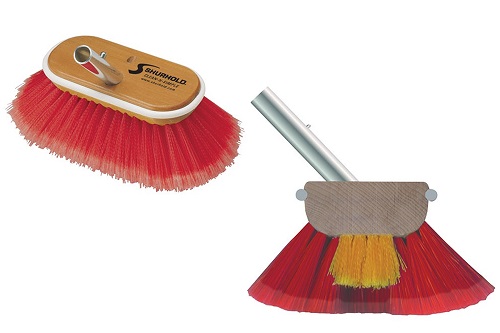 SINGLE BRUSH PROVIDES DOUBLE THE WASHING POWER