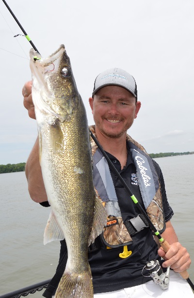 BASS TACTICS FOR WALLEYES AND CRAPPIES