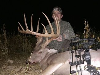 Hunter watched deer grow 3 seasons and records a record
