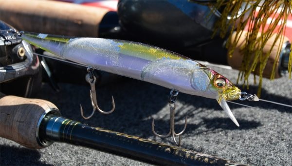 Megabass USA, "How to choose the colors of your jerkbaits"