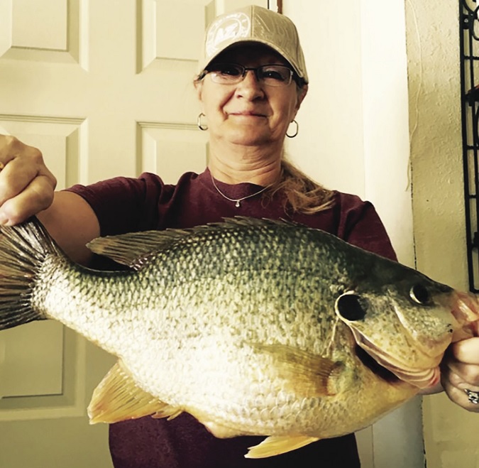 Man catches bluegill suspected to be close to a record