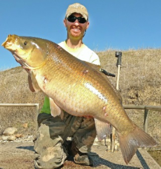 Mandan man catches state record buffalo fish in North Dakota