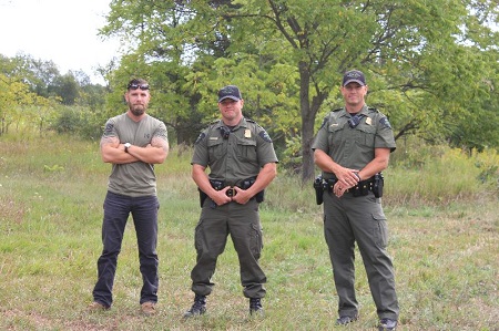 USA and UAW-Ford Michigan Ramp Team Unveil Accessible Hunting Blinds 