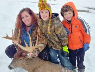 DEC holding photo contest for women who hunt in New York State