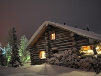 ENJOY THE CHRISTMAS SEASON IN THE GREAT OUTDOORS