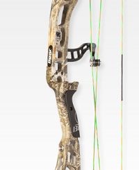 Bear Kuma 30 Compound Bow in Realtree EDGE Camo